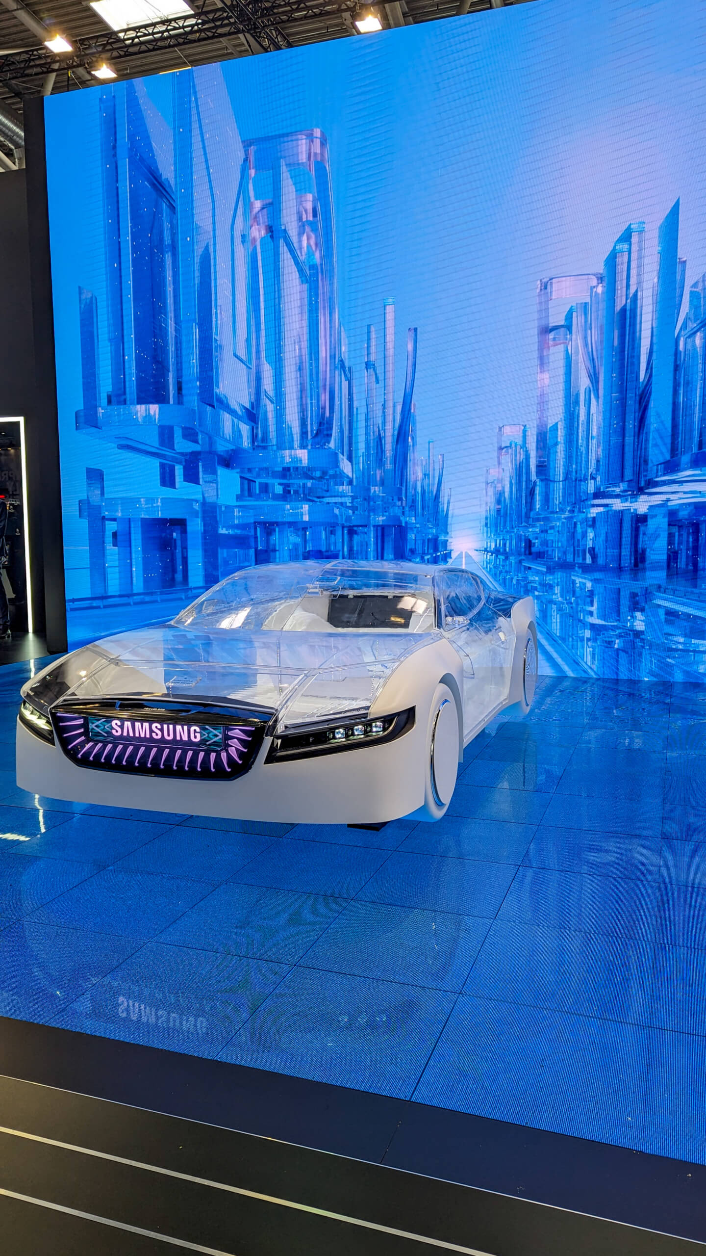 targenio am Stand von samsung