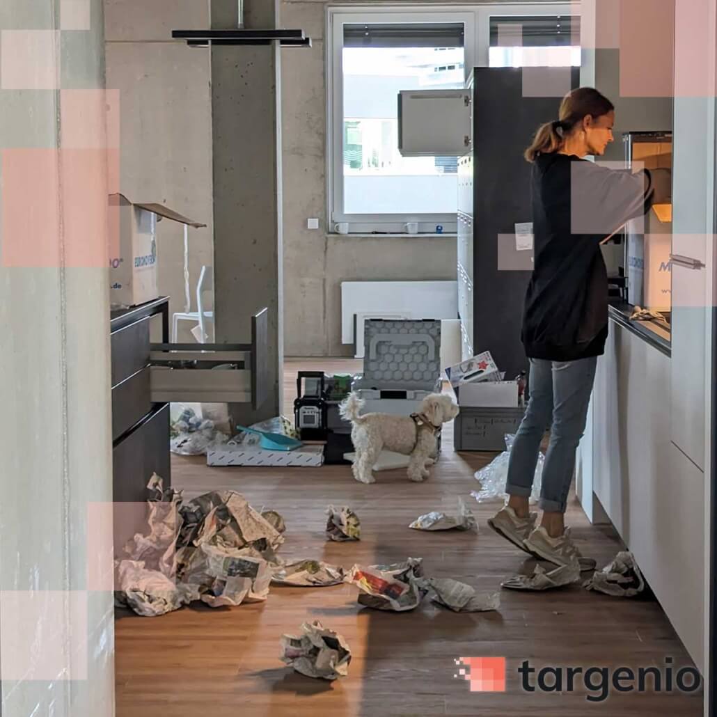 Noch fliegen in der Küche die (Papier-)Fetzen